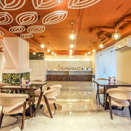 Hotel Green Lotus Luxe Gurgaon Exterior photo