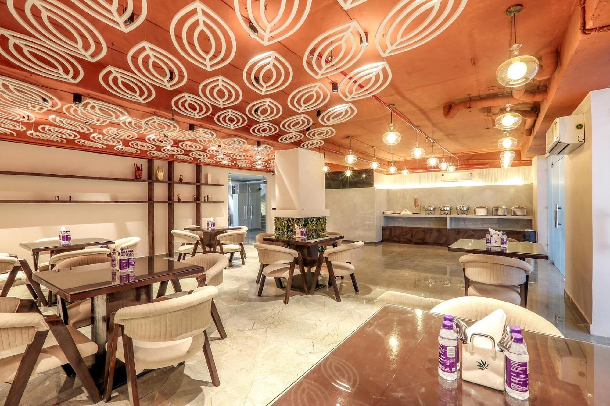 Hotel Green Lotus Luxe Gurgaon Exterior photo